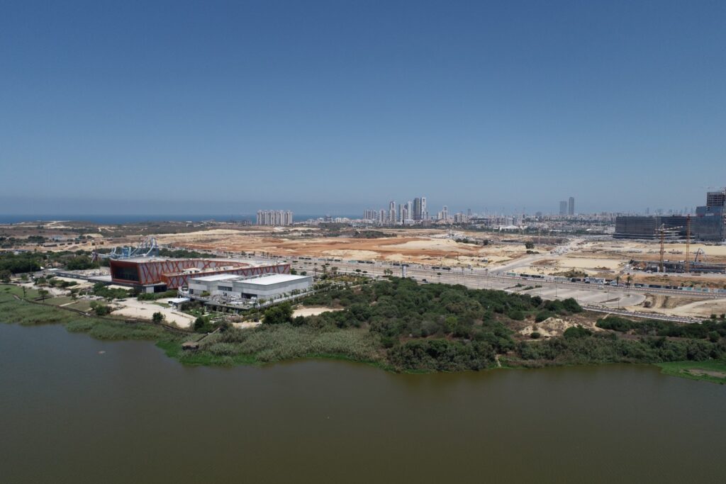 מתחם מול האגם - מתחם מסחר ותעסוקה בראשון לציון - תמונה 8